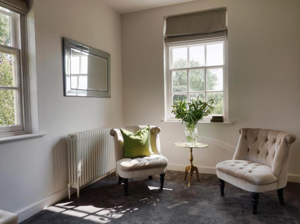 Bed and Breakfast That Amazing Place Harlow Exterior foto